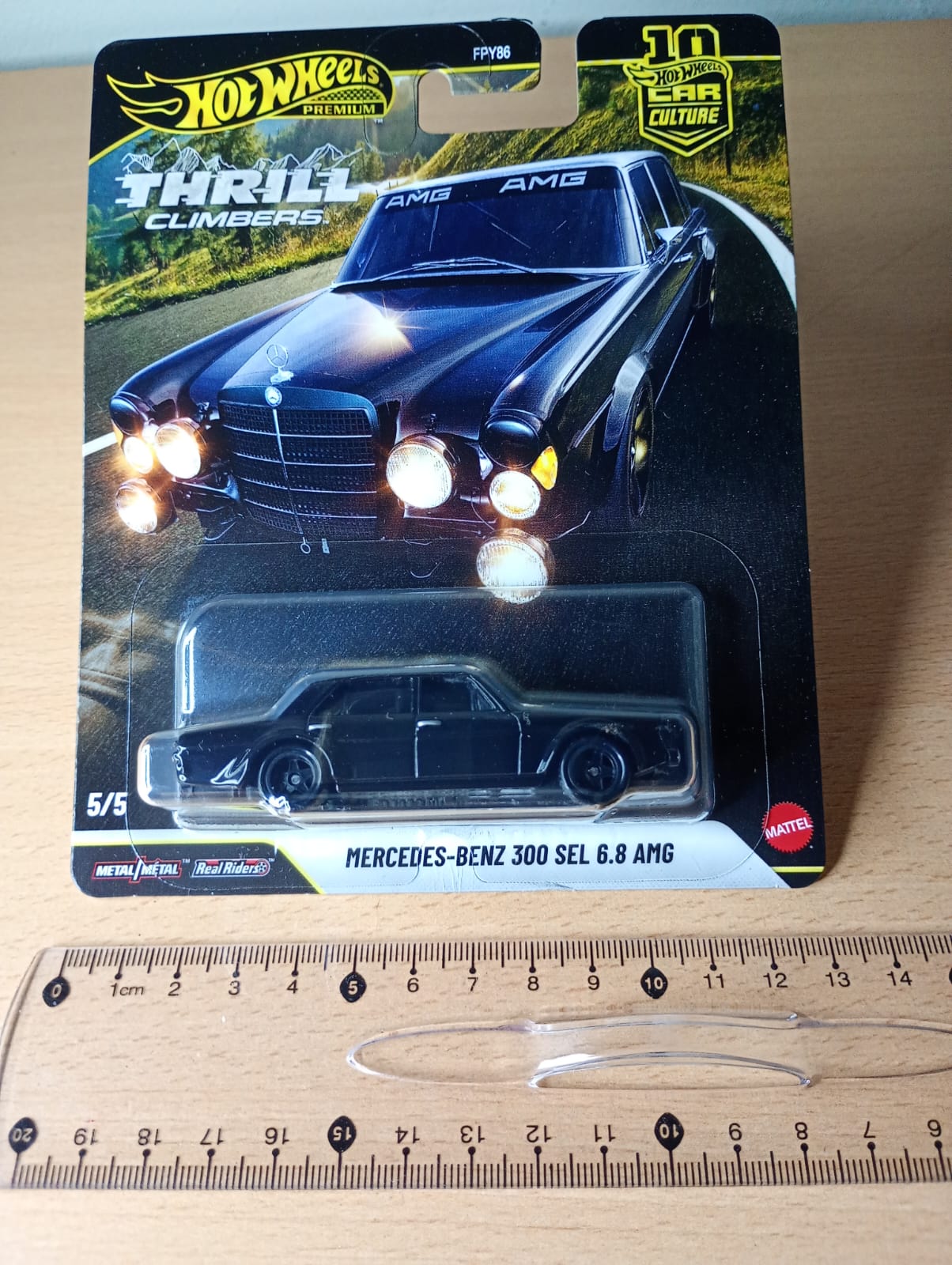 HOTWHEELS PREMIUM MERCEDES-BENZ 300 SEL 6.8 AMG